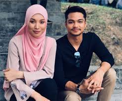 Nantikan drama adaptasi novel tak ada cinta sepertimu karya anna milia yang akan mengisi slot megadrama di astro ria. Tak Ada Cinta Sepertimu Raja Drama
