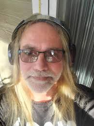 Lina de la Parra updated her profile picture.