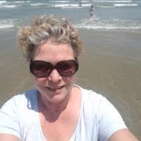 Kathy Bohn's Instagram, Twitter & Facebook