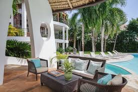 6 Bedroom-10,000 Sq Ft Tropical House at Dye Fore's #8