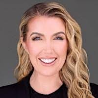 Amber Lanier's Instagram, Twitter & Facebook