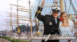 Jedes land entwickelt seine eigenen traditionen, und so gibt es auch in deutschland etliche hochzeitsbräuche, die fest zu einer hochzeit gehören. Heiraten Schulschiff Deutschland