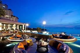 Tapi selain pantai dan wisata night life nya, di kota pattaya terdapat banyak tempat wisata yang menarik untuk di kunjungi pasti nya. Pratumnak Hill Pattaya City Home