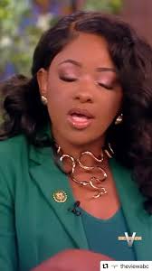 📣 Listen as #DeltaSigmaTheta Sorority Inc. and Dallas, Texas very own  Congresswoman Jasmine Crockett explains her moment standing up for herself  against Marjorie Taylor Greene’s lowball comments a few ...