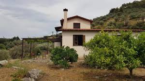 Modern country homes and lifestyles. Ample Modern Country Home Nea Epidavros Griechenland