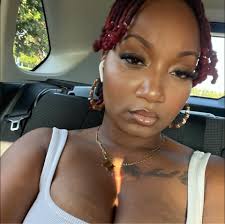 Ion know latto i just bought another pair of shark boots sis lol  @kashton_klarity @styledbyjovon_ sourced Body suit @savagexfenty