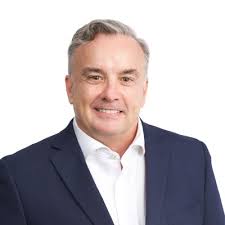 Using robotic sand packing as a reusable formwork for casting building…