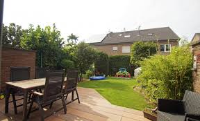 Dass immer mehr menschen hier in moers ein haus mieten wollen, ist eine erfreuliche vorgeschichte. Moers Vennikel Liebevoll Gestaltetes Einfamilien Reihenhaus Nahe Dem Elfrather See Kersting Immobilien