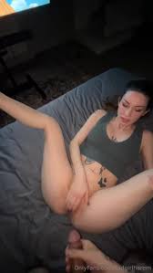 Mari - Porn Videos & Photos - EroMe