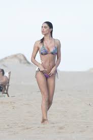 Belen e ilary il bacio. Belen Rodriguez Style Clothes Outfits And Fashion Celebmafia