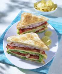 Klassisches Club Sandwich Mit Chips Rezept Lecker Chips Clubsandwich Healthyfoodrecip In 2020 Dinner Sandwiches Club Sandwich Recipes
