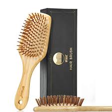 All hair brushes aren't created equally. The Best Hairbrushes For Each Hair Type