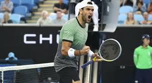 Era uno dei primi turni più abbordabili tra quelli capitati in sorte ai tennisti italiani, ma la vittoria di lorenzo sonego proverà ad approfittarne matteo berrettini che, se riuscirà a battere delbonis, avrà proprio garin nei quarti. Australian Open Berrettini E Fognini Al Secondo Turno Ok Sonego E Caruso Nadal Senza Problemi