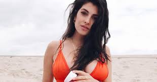 Dutch / iranian date of birth: Anna Nooshin Overladen Met Kritiek Om Gesponsord Bericht Op Instagram