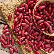 Kacang merah sangat kaya akan gizi, kandungan asam folat, kalsium, karbohidrat dan berprotein tinggi. Kacang Merah Tanah Kaya