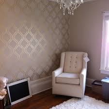 Wall Stencil I Really Like That The Pattern Is Shimmery Gold Livingroom Bedroom Wallpaper Accent Wall Accent Wall Bedroom Bedroom Wall