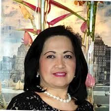 Cora Leach's Instagram, Twitter & Facebook