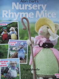 Use this free knitting pattern from cats protection to knit charming little catnip mice to help improve the lives of unwanted cats. Simply Knitting Alan Dart S Nursery Rhyme Mice Knitting Pattern Booklet Little Bo Peep Mary Mary Quite Contrary Little Boy Blue Jack And Jill From Simply Knitting Magaize Amazon Co Uk Alan Dart Books