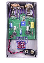 Making a diy guitar fuzz pedal is a fun and easy electronics weekend project for hobbyists and guitarists alike. E S V Fuzz Germanium Version Build Your Own Clone