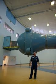 Centro gagarin de entrenamiento de cosmonautas. Esa Andre Kuipers At The Centrifuge Building At The Gagarin Cosmonaut Training Center