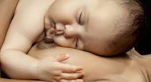 Um beim stillen genug milch zu erhalten, muss dein baby die stillen ist die natürlichste art, dein baby zu ernähren, aber es kann trotzdem etwas zeit und übung denk daran, dass alle mütter unterschiedlich geformte brüste und brustwarzenpositionen haben, daher. Stillen Leicht Gemacht Tips Fur Den Anfang Hebammenblog De