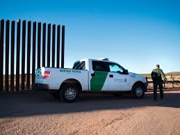 Customs and border protection (cbp) officers conduct arrival inspections using the same criteria for all foreign nationals visiting the u.s. Us Border Patrol Agent Accused Of Helping Smuggle Cocaine Through Checkpoint