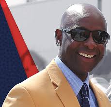 White House predicts Pelosi to 'yield'