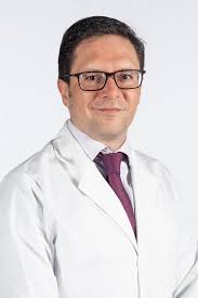 Médica Sur: Acerca del médico