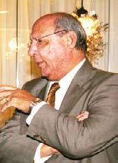 DR. GLENN THODE A KEDA INSTALA COMO RECTOR DI UNIVERSIDAD