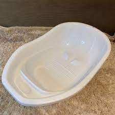 Mom & baby mom & baby bath tub ₱329. Baby Bath Tub Bought From Sm Dept Store Babies Kids Bathing Changing Other Baby Bathing Changing Needs On Carousell