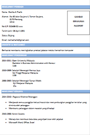 Jika tadi kita sudah membahas pengertian resume, perbedaan resume dengan ikhtisar, dan juga cara membuat resume. Contoh Resume Kerja Dan Isi Dari Resume Kerja Kumparan Com