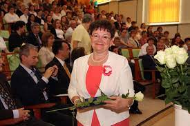 Szomorú emlék marad a fiatalon meghalt brit. A Koronavirussal Harcol De A Vorosiszappal Is Kuzdott Muller Cecilia Ripost