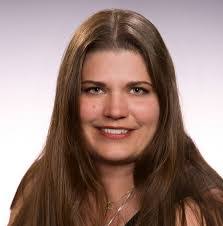 Mari Abraham's Instagram, Twitter & Facebook