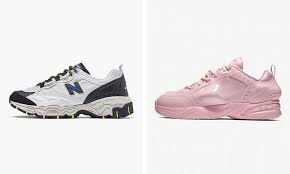In general the most comfortable shoes give your toes some room to spread, have cushioning that supports your foot shape, and have some flex in the upper so it moves with your foot. How To Buy Comfortable Sneakers For Wide Feet