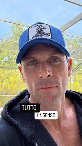 Buongiorno. Oggi voglio solo farti riflettere su una cosa semplice, ma  potentissima., Qualunque sfida tu abbia affrontato nella vita… se sei qui a  guardare questo video, vuol dire che l’hai ...