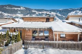 Wohnung, loft, erdgeschosswohnung oder dachgeschosswohnung von privat, von. Neu Chalet In Aschau Zillertal Seltene Zweitwohnsitzgenehmigung Https Www Alpenimmobilien De Berghutte Kaufen Ferienhaus Kaufen Immobilien Kaufen