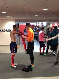 Aritz aduriz is a loss in a different sense, as he unexpectedly announced his retirement in may. Milan Van Dongen On Twitter Een Chelsea Onderonsje Atleticoarsenal