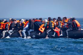 🔴 Nigel Farage has promised that he will stop the boats within “two weeks”  of Reform UK entering government Follow the latest ⬇️  https://www.telegraph.co.uk/politics/2025/09/05/reform-conference-nigel- farage-birmingham/