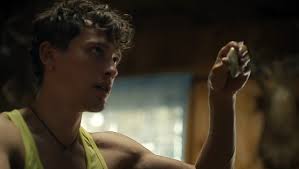 2 Mules Narkoba Ngaliwatan Ngimpi Horor Awak dina Trailer 'Swallowed'