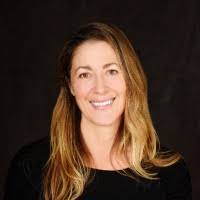 Kelly Otto's Instagram, Twitter & Facebook