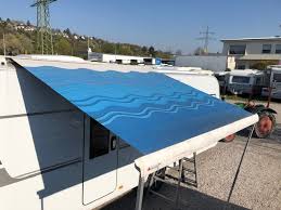 Leicht aufzubauen und dann stabil und gut an die markise mittels gestänge mit kederleisten zu befestigen. Lehmann Wohnwagen Markise Thule Omnistore 6002