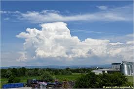 So sieht das aktuelle wetter in bodenmais aus → informiere dich jetzt über die aussichten und die wettervorhersage bei meinestadt.de ✔. 19 06 19 Kraftige Warmegewitter Uber Dem Bayerwald