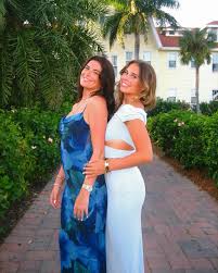 playing dress up🍸🍸