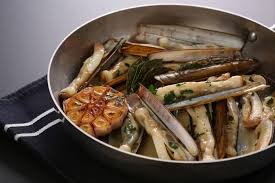 Recette De Couteau Au Beurre Aille Facile Recette Recettes De Cuisine Recette Cuisine Poisson