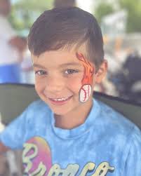 This was a special little birthday gig for me as it was for a family I used  to nanny a few years ago. I hadn't seen the family in a while so