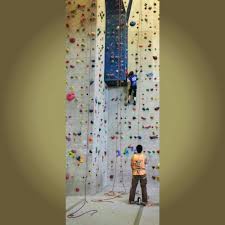 stone summit climbing fitness center