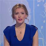 Jako stážistka místního deníku pracovala na reportáži o lokálním kole české miss Hvezda Moderatorky Lindy Bartosove Stale Stoupa Nahradi Pisarovicovou V Udalostech Expres Cz