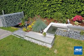Brunnen und wasserläufe in einem garten bedürfen einer exakten planung. Edelstahl Bachlaufelement Kastholm Anfang Slink Ideen Mit Wasser