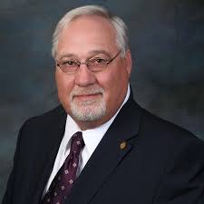 Amazon.com: MOVES MANAGEMENT FUNDRAISING: PROVEN PRACTICS TO MOVE YOUR  DONORS TO LARGER AND LARGER GIFTS eBook : Johnson, James A.: Kindle Store