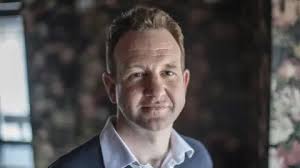 Restaurants and bars forced to shut due to staff isolating